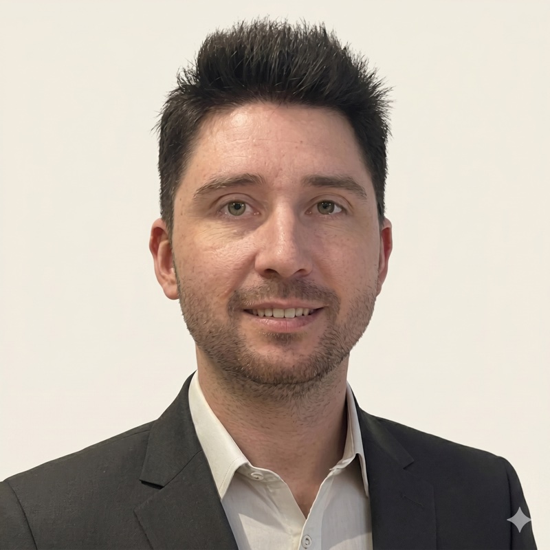 Hennadii Knyzhnyk, mobile engineer at Simple4u